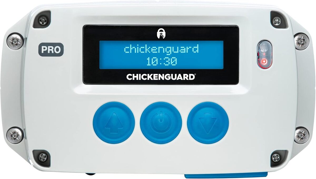 ChickenGuard Pro 2023: l'Ouvre-Porte de Poulailler Avancé