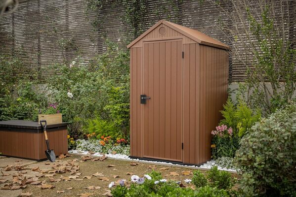 Keter Abri de Jardin Darwin 4 x 4 cm, Finition Effet Bois, Couleur Marron, 1,4 m², 125,8 x 117 x 205 H cm