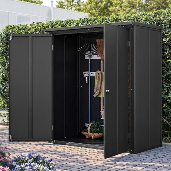 Découvrez notre test de l'armoire de jardin GFP Primeyard en métal avec plancher inclus. Idéale pour organiser et protéger vos outils de jardinage avec style et efficacité.