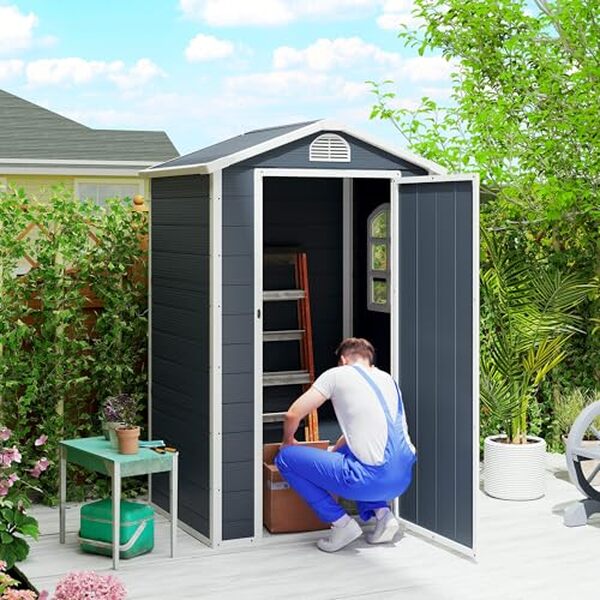 Explorez notre analyse de l'abri à outils Outsunny : un espace compact et astucieux pour organiser vos outils avec efficacité.