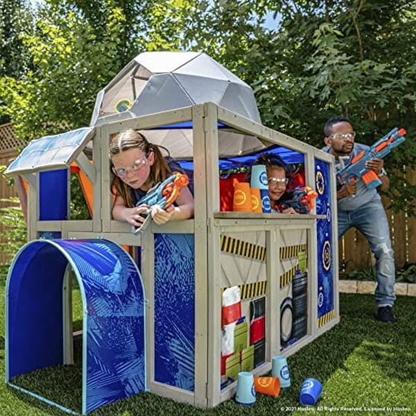 Découvrez notre test complet de la cabane extérieure KidKraft Nerf Geo Strike : caractéristiques, avantages et conseils d'achat pour le jeu des enfants. 